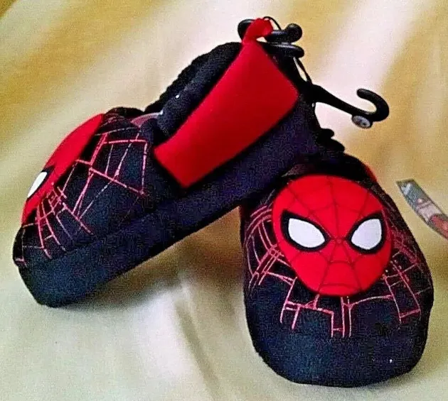 Marvel Ultimate Spiderman Toddler Slippers Size: S(5-6) or M(7-8) NWT