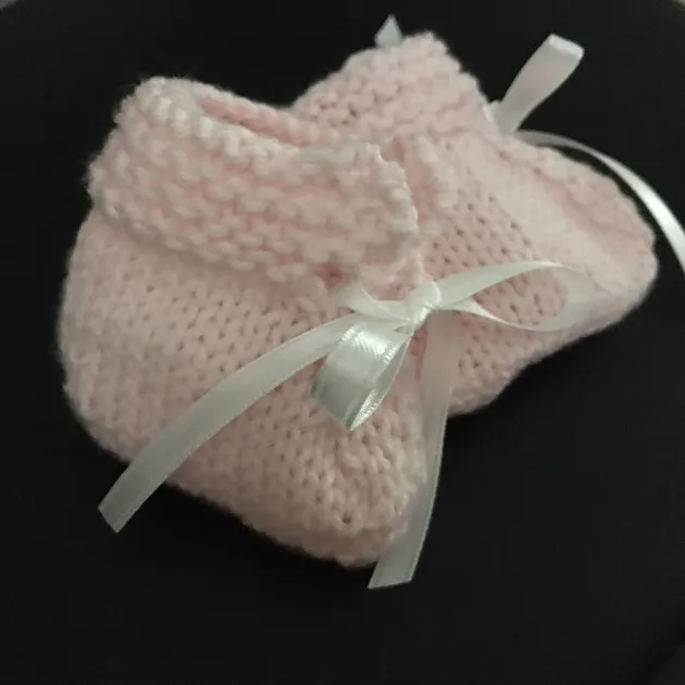 Knitted Baby Shoes Baby Booties Knitted Doll Shoes Booties Pink with Ribbon