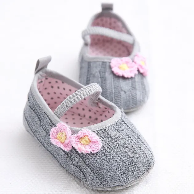 NEW Handmade Baby Girl Cable Knit Pre-walker Pram Shoes 3-6-12-18 months 